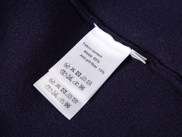 ブランドセーター全体デザイン